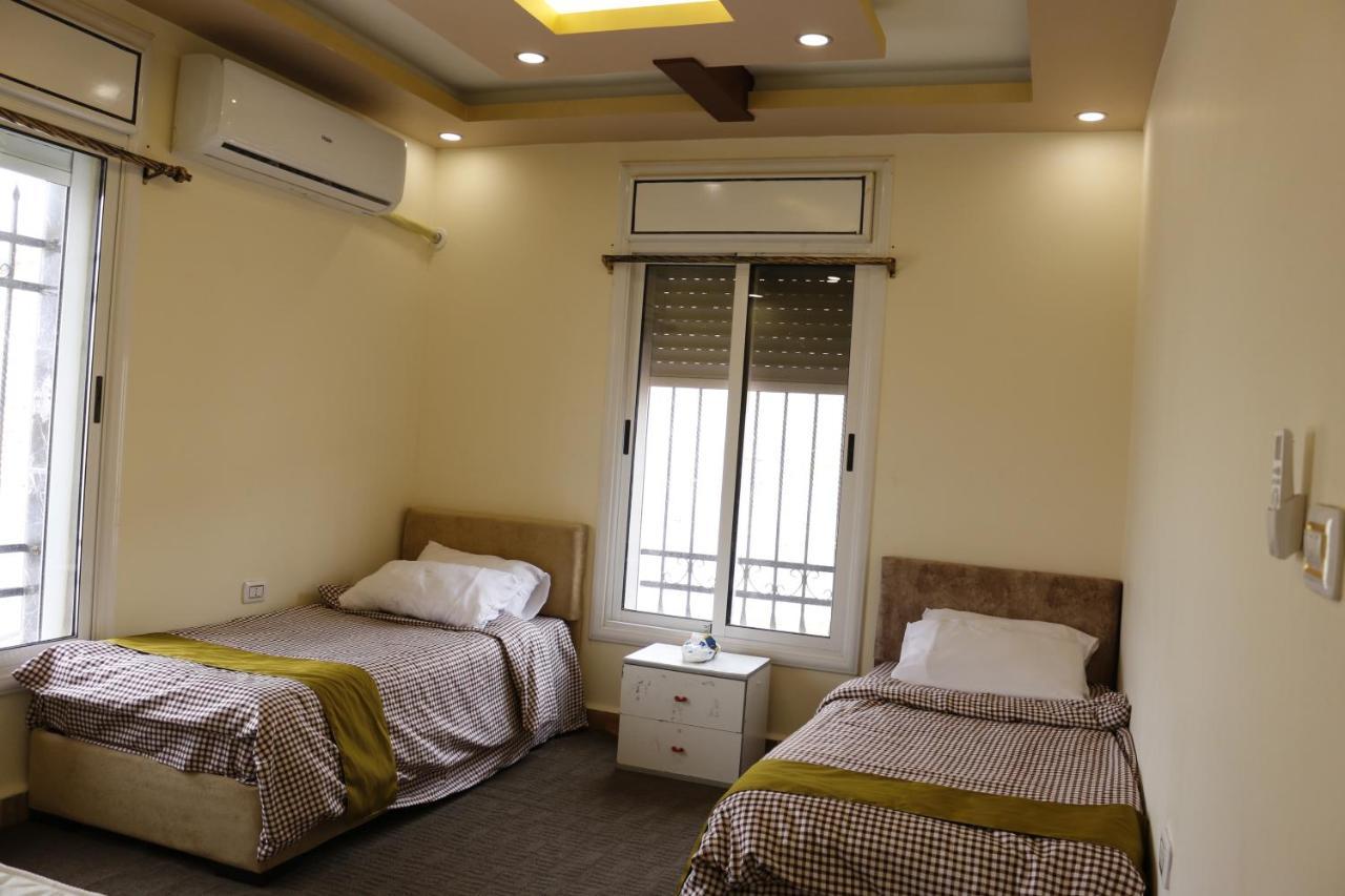 Apartamento Petra Mountain House Wadi Musa Exterior foto